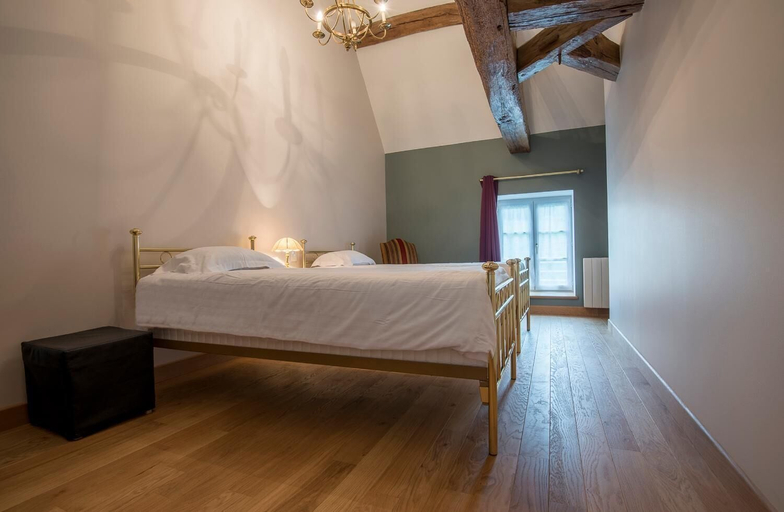 Bedroom 4, Le Logis d'Azé, Saône-et-Loire