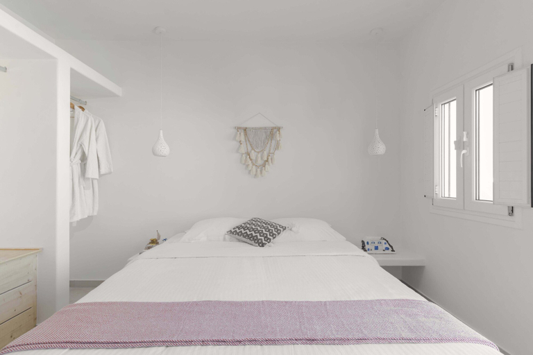 Bedroom 3, Thallos Cave House and Apartments, South Aegean
