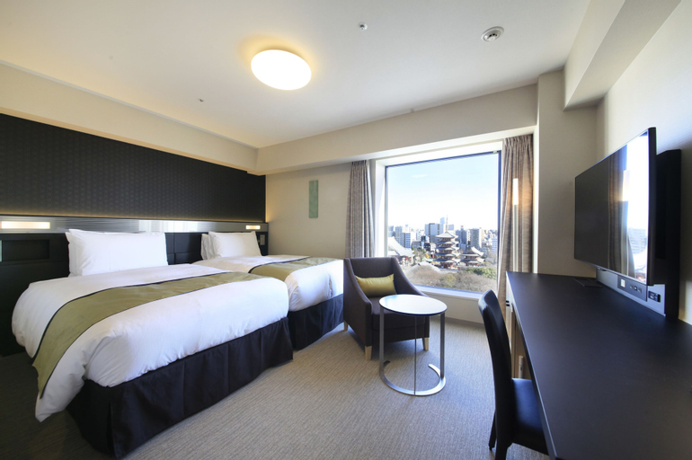 Bedroom 24