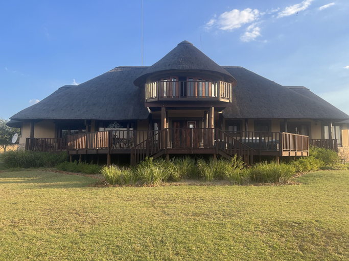 Exterior & Views 2, MATORI LODGE, Waterberg