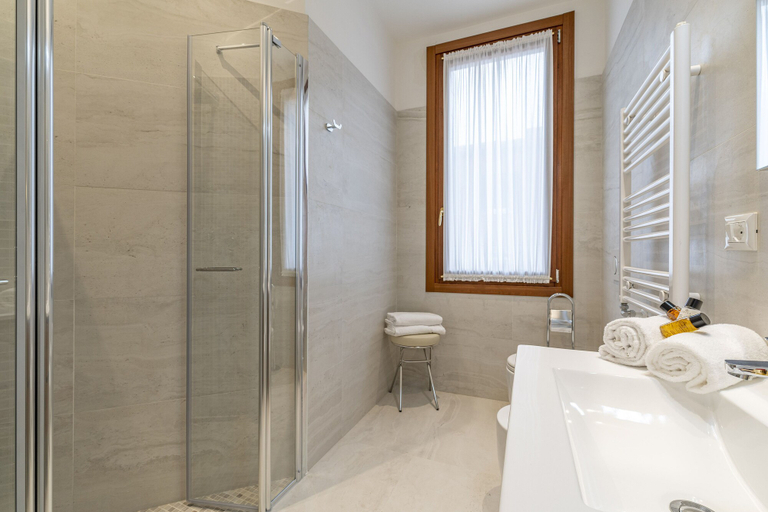 Bathroom 5, Residenza La Duchessa Deluxe Rooms, Venezia