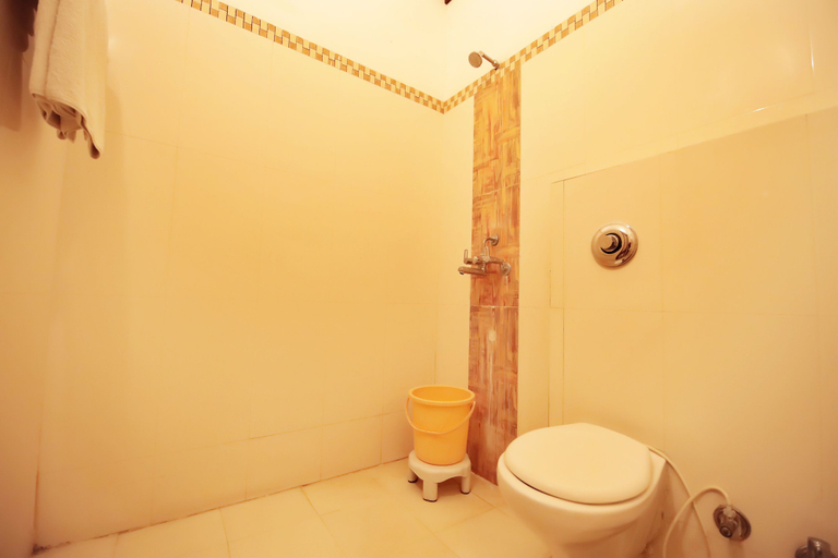 Bathroom 5, Hotal Devraj Niwas on Lake Pichola Udaipur, Udaipur