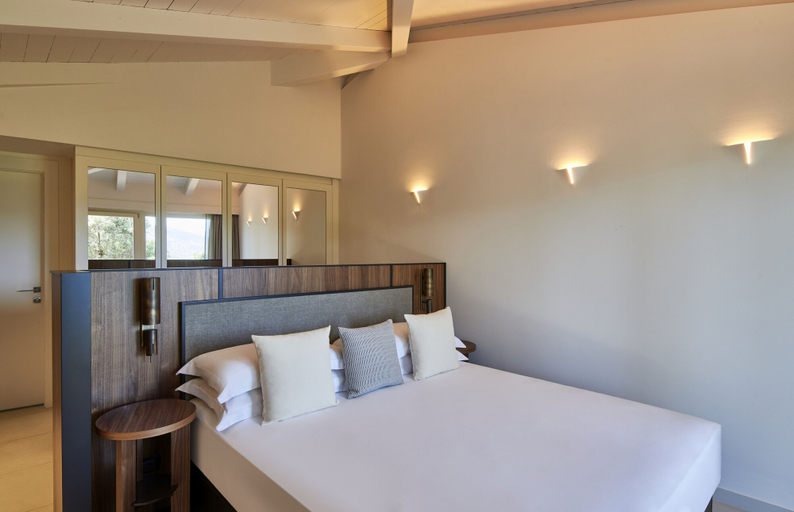 Bedroom 4, Baia di Chia Resort Sardinia, Curio Collection by Hilton, Cagliari