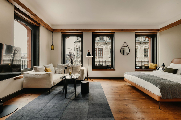Bedroom 5, DO & CO Hotel München, München