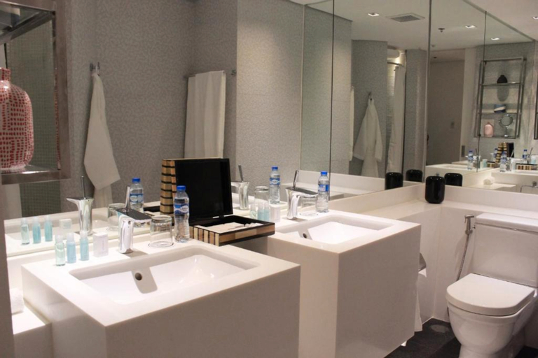 Bedroom 4, The Alpha Suites, Makati City