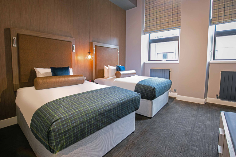 Bedroom 4, Sandman Signature Aberdeen Hotel & Spa, Aberdeen