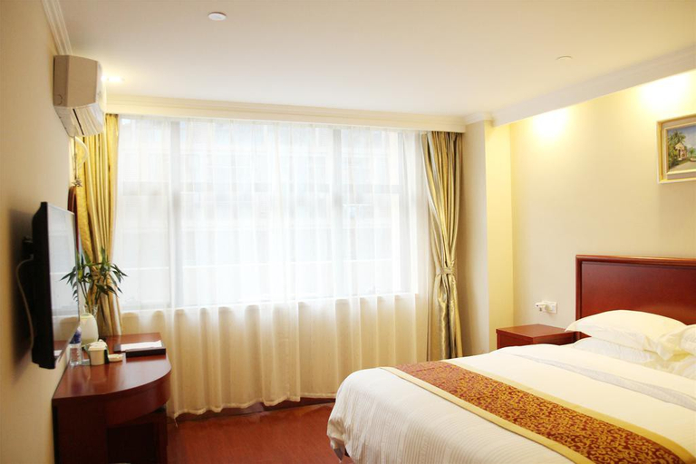 Bedroom 1, GreenTree Inn Xuzhou Jiawang Quanxcheng New District Express Hotel, Xuzhou