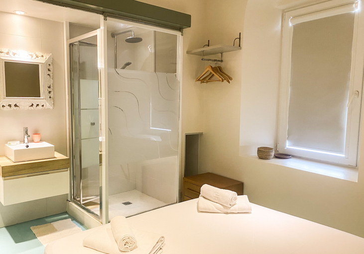 Bathroom 4, Casa Africa, Cádiz