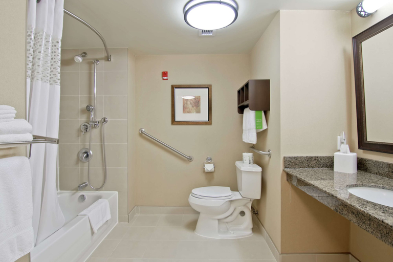 Bathroom 4, Hampton Inn by Hilton North Bay, Nipissing
