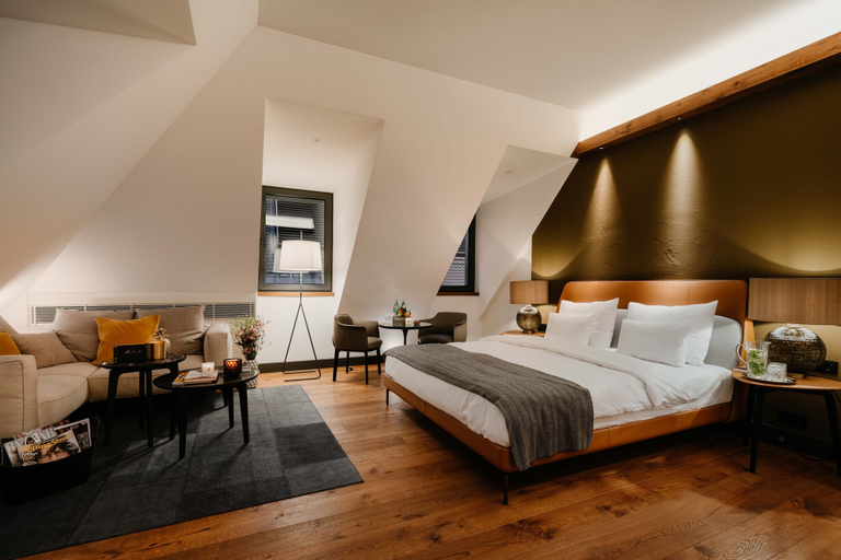 Bedroom 3, DO & CO Hotel München, München
