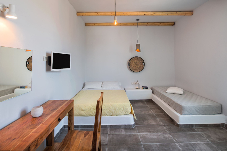 Bedroom 4, Nissia Beach Apartments and Suites, South Aegean