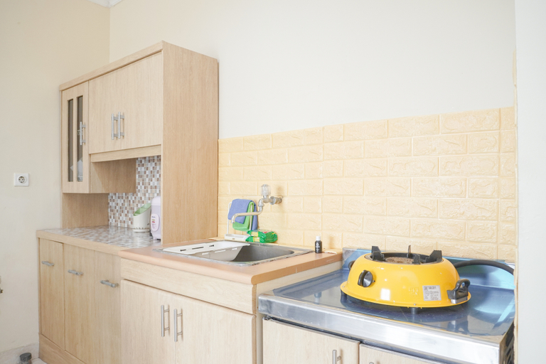 Others 4, Homey and Nice 2BR at City Home Gading Riverview (MOI) Apartment By Travelio, Jakarta Utara