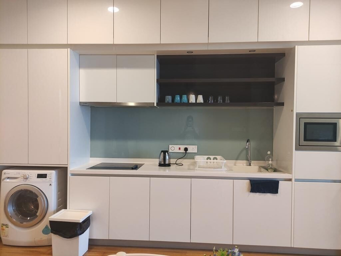 Dining Room 10