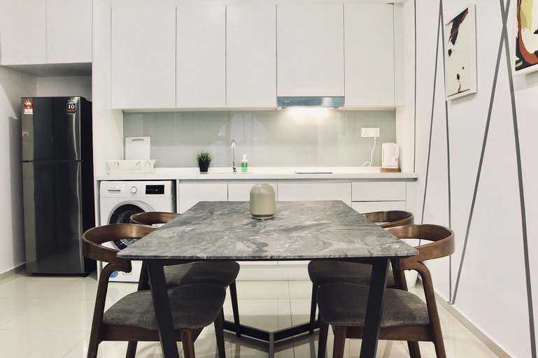 Dining Room 4