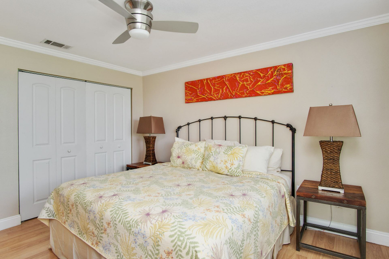 Bedroom 4, Beach Place Guesthouses, Brevard