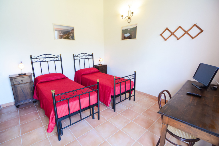 Bedroom 3, Tenuta Santicuti, Lecce
