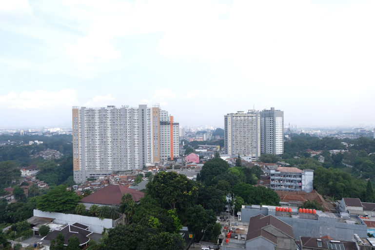 Exterior & Views, Great Deal 2BR at Apartment Parahyangan Residence By Travelio, Bandung
