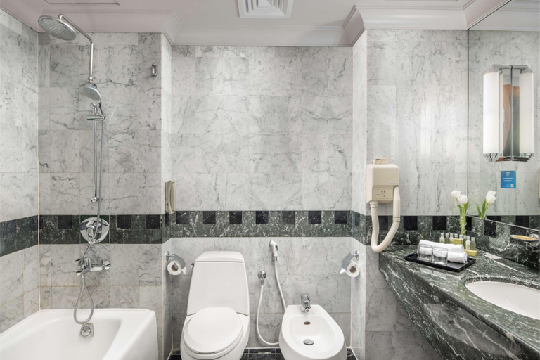 Bathroom 5, Madinah Hilton, Al Madinah Al Munawwarah