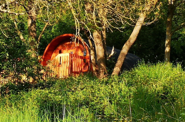 Exterior & Views 2, les Insolites de JSK, Sarthe