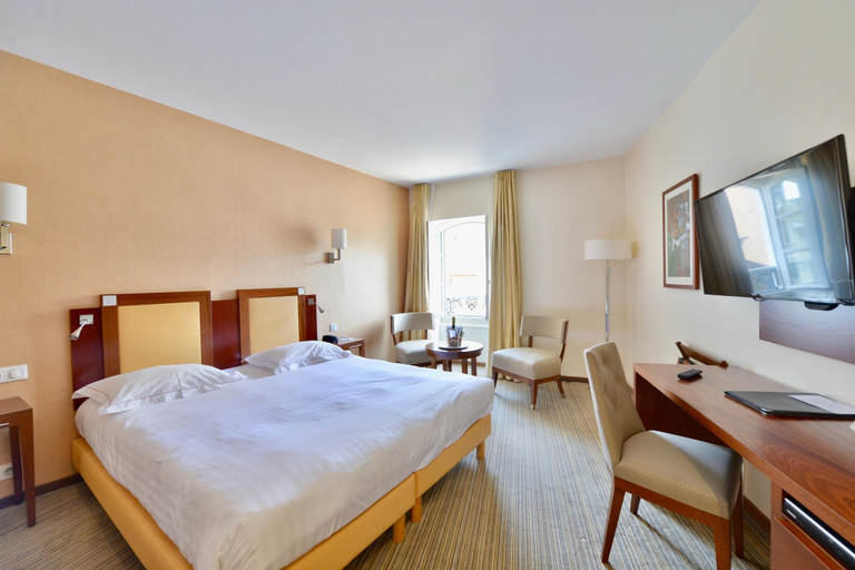 Bedroom 3, Best Western Plus Hotel D'Angleterre, Cher