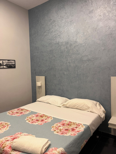 Bedroom 3, Oce Hotels, Napoli