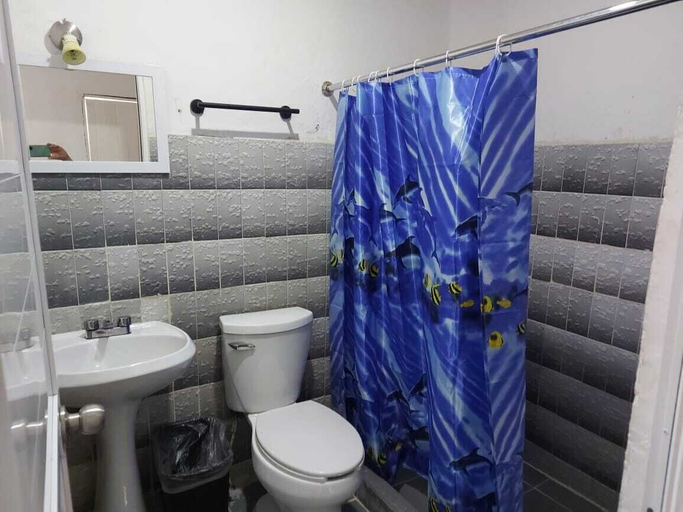 Bathroom 3, Hotel Nayar, Compostela