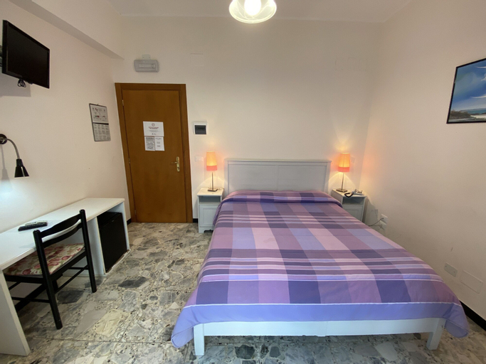 Bedroom 18