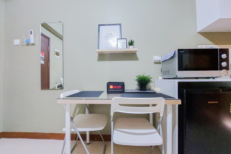 Others, Comfy and Modern Studio (No Kitchen) at Loftvilles City Apartment By Travelio, South Tangerang