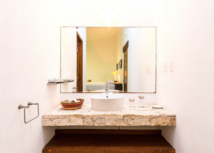 Bathroom, Casa Caleta Akumal Villa en Laguna, Cozumel