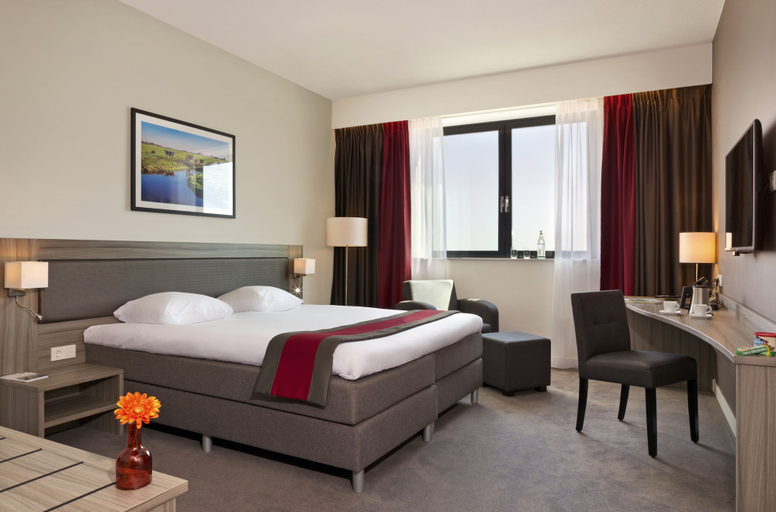 Bedroom 2, Fletcher Hotel-Restaurant Wings-Rotterdam, Rotterdam