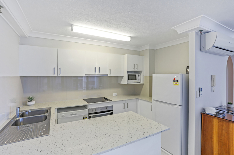 Dining Room 6