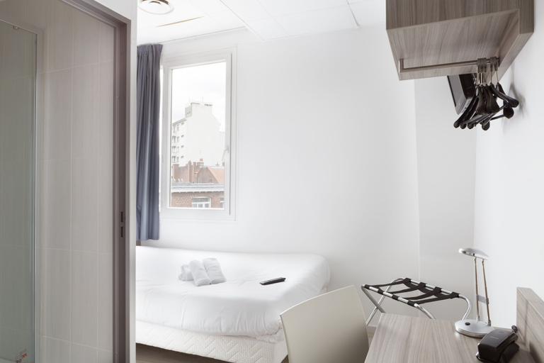 Bedroom 3, Lille City Hotel, Nord
