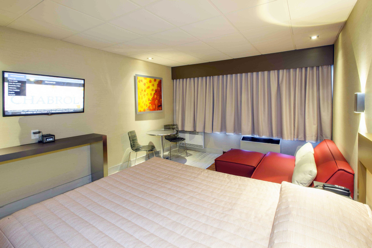 Bedroom 3, Le Chabrol Hotel & Suites, Montréal