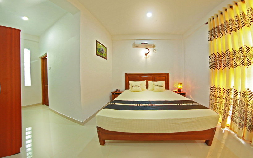 Bedroom 3, Grand Residence, Tangalle