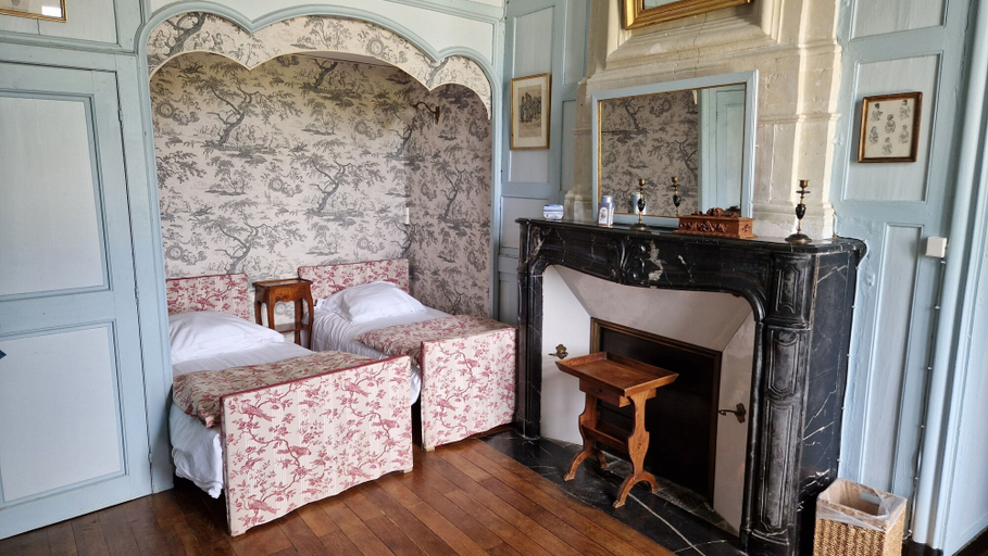 Bedroom 4, Château de Ternay, Vienne