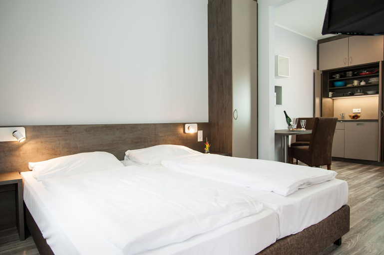 Bedroom 2, Amalienburg Boutique & Boarding Hotel, München