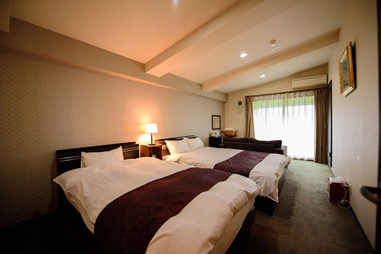Bedroom 4, Ryokan Reimei, Yufu