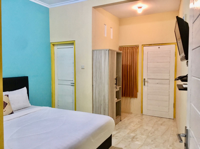 Bedroom 2, Grand Khalifah Homestay, Sumbawa