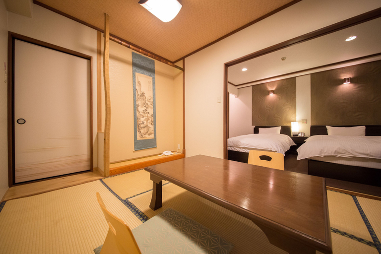 Bedroom 4, Ryokan Reimei, Yufu