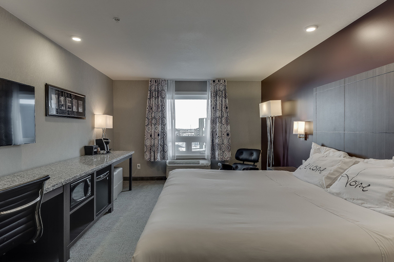 Bedroom 3, Home Inn & Suites Saskatoon South, Division No. 11