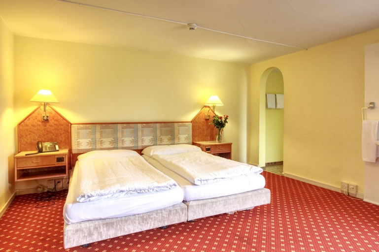 Bedroom 3, Hotel Rheinfelderhof, Basel