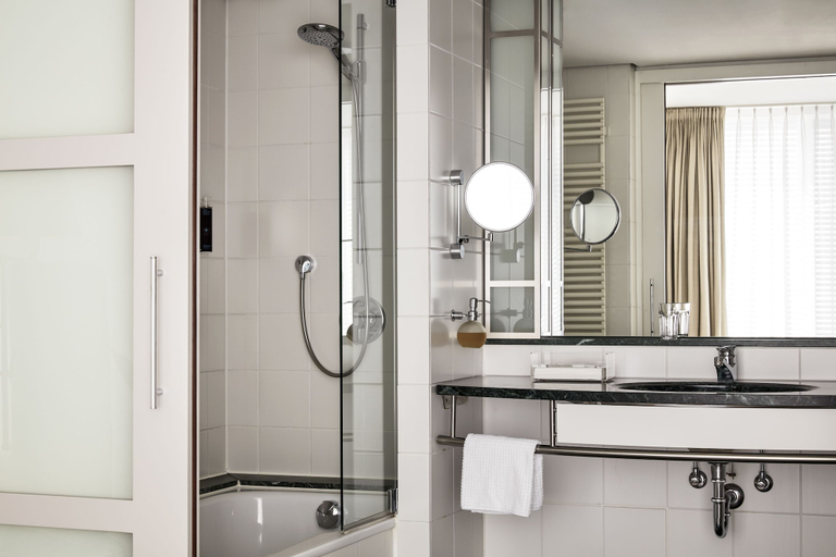 Bathroom 5, The Mandala Berlin, a Member of Design Hotel, Berlin