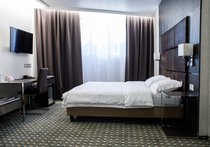 Bedroom 2, Park Hotel, Dnipropetrovs'ka