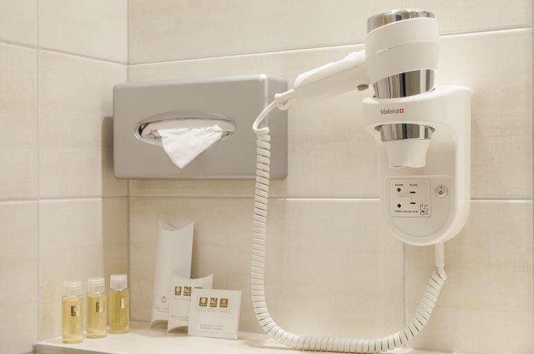 Bathroom 4, Comfort Hotel Lille L'Union, Nord