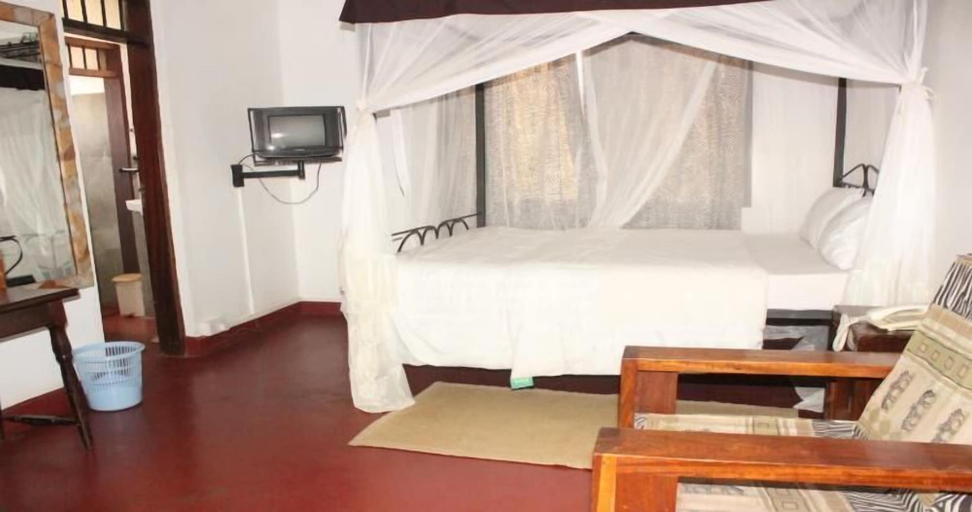 Bedroom 2, Kindoroko Hotel, Moshi Urban