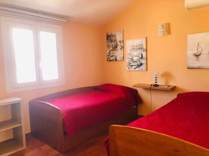 Bedroom 3, Remarkable 3-bed House in Albufeira, Albufeira