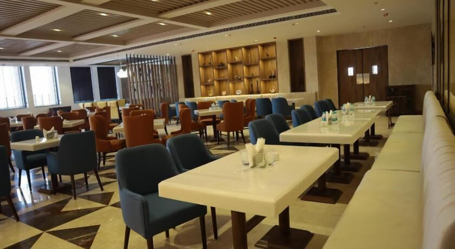 Food & Drinks 4, Mars Resorts, Meerut
