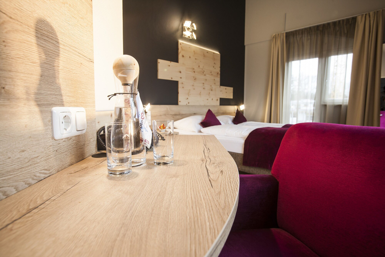 Bedroom 4, Amalienburg Boutique & Boarding Hotel, München
