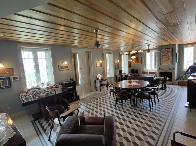 Food & Drinks 3, Vila Nazaré, Castro Daire