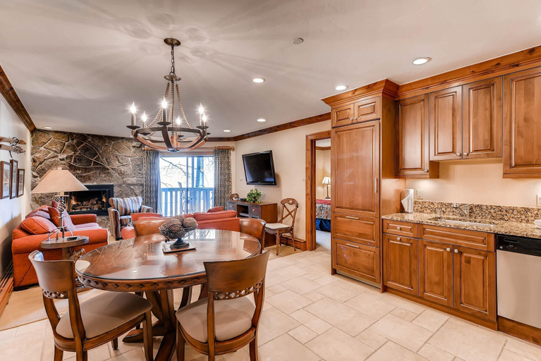 Private kitchen 2, Westwind 201 2BD 2BA Platinum Condo in Lionshead Village, Eagle